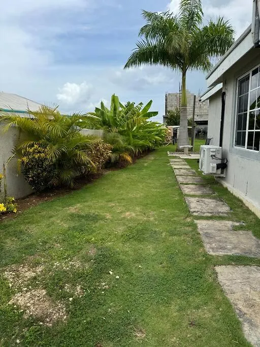 Βίλα Marla Home At Montego West Village Μοντέγκο Μπέυ Τζαμάικα